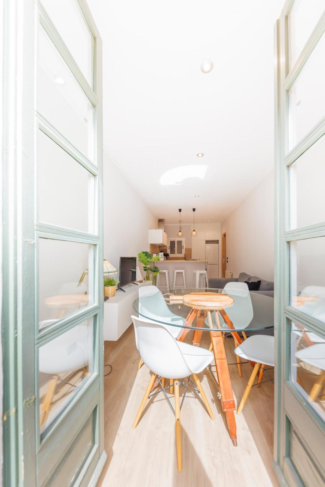 Bravissimo Apartaments Mora 4 ชีโรนา ภายนอก รูปภาพ