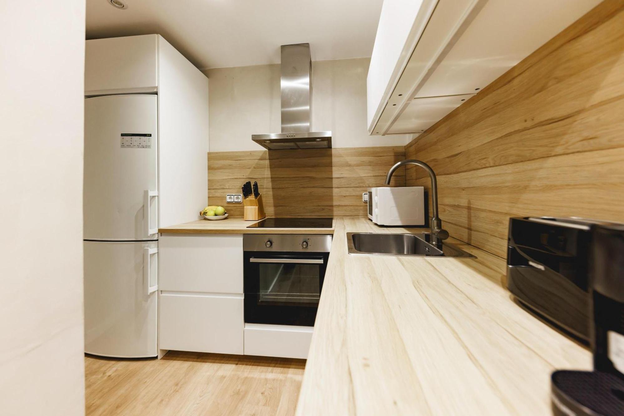 Bravissimo Apartaments Mora 4 ชีโรนา ภายนอก รูปภาพ